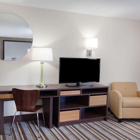 Super 8 By Wyndham Chicago/Rosemont/O'Hare/Se Hotel River Grove Екстериор снимка